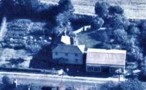 photo of house and shop