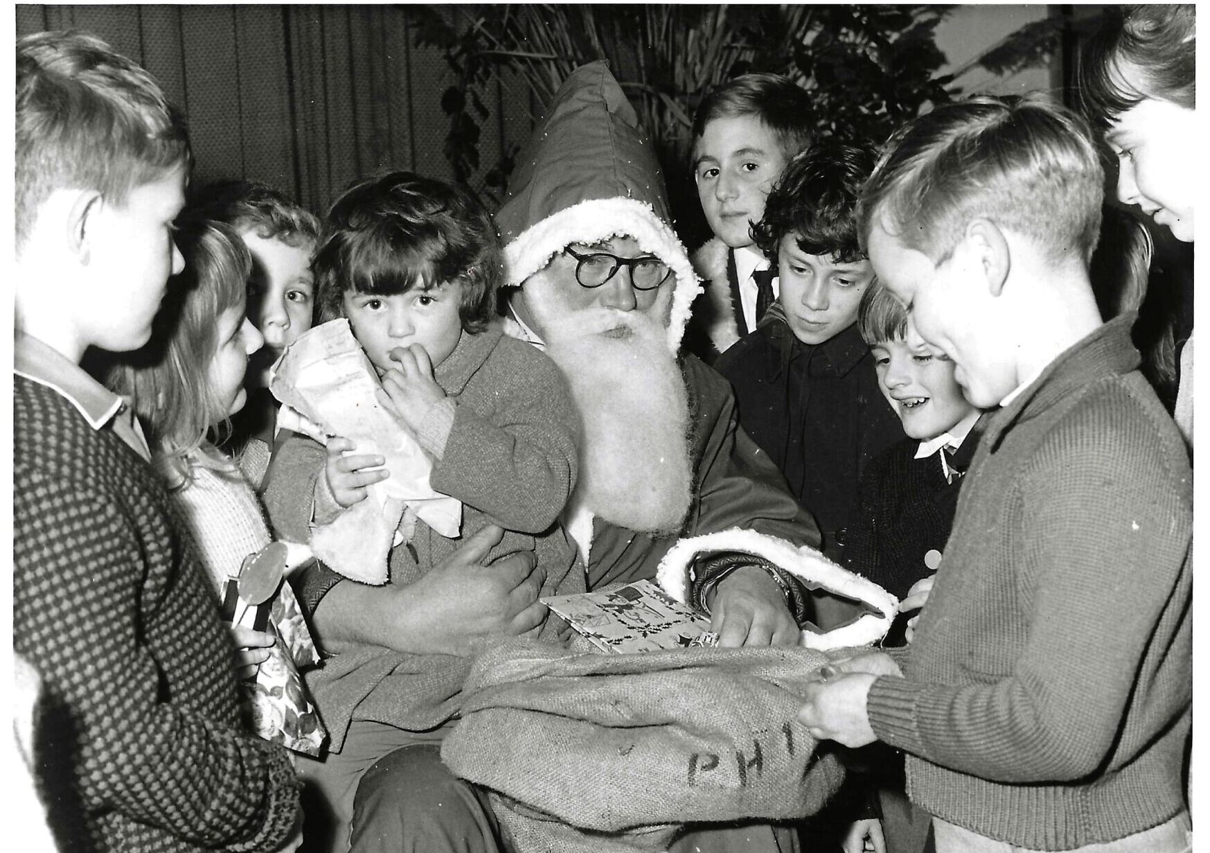 Read more about the article Seasons Greetings