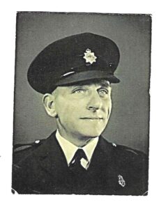 photo man in uniform
