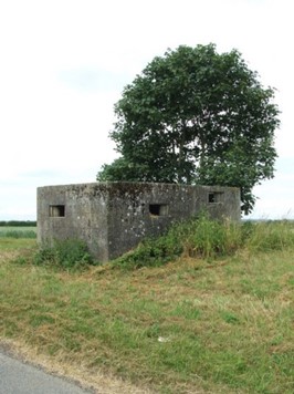 photo pf WW2 pilll box