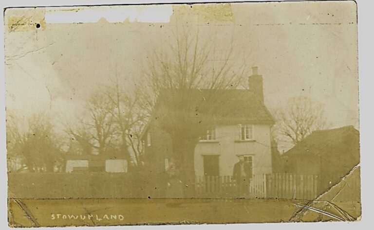 Poor quality photo of Willow Cottage