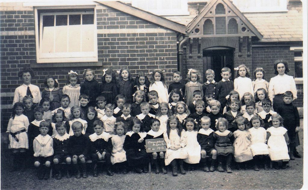 schoolchildren 1913