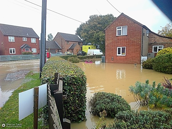 2011 road flooding
